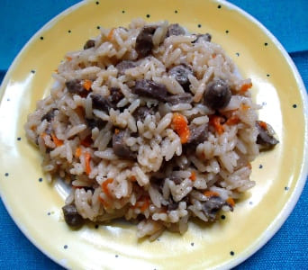 plov s kurinymi serdechkami m