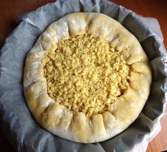 pirog so sladkoj nachinkoj1