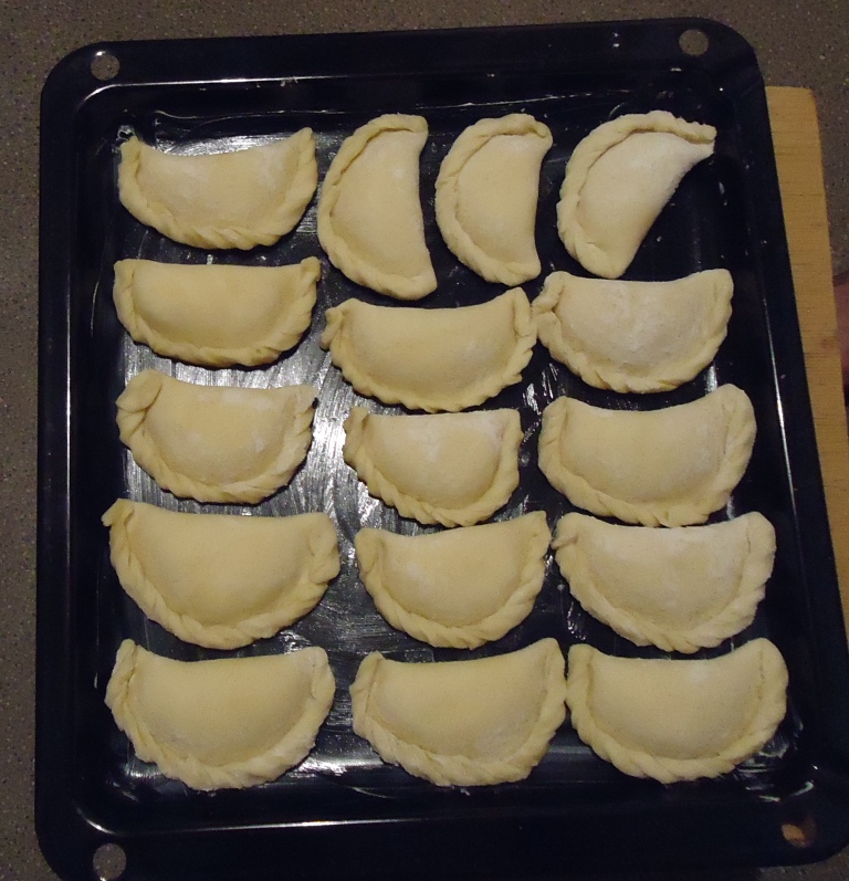 pirozhki iz sloenogo testa7