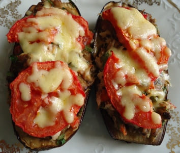 Баклажаны запеченные с куриным мясом