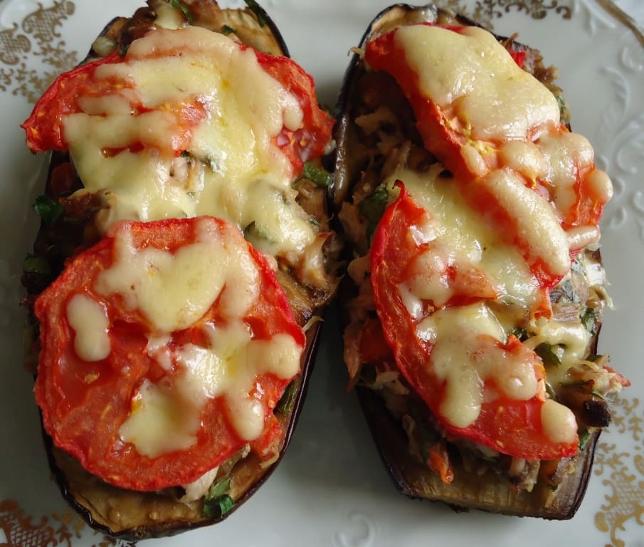 Баклажаны запеченные с куриным мясом