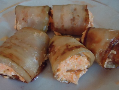Баклажаны с морковью и сыром