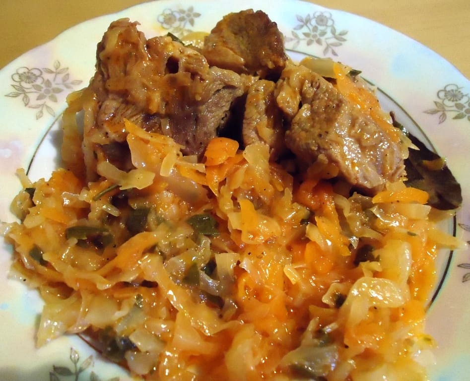 Баранина с квашеной капустой