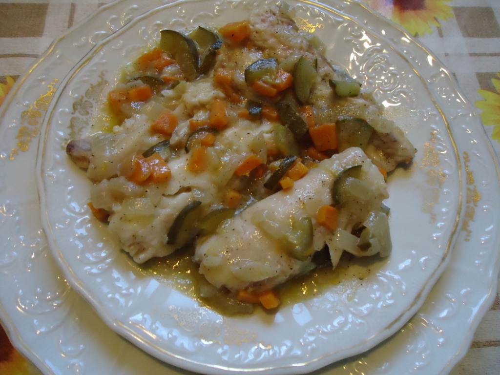 Хек с овощами Хек с овощами