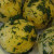 Отварной картофель с чесноком и укропом