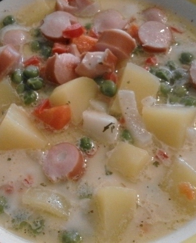 Картофельный суп с сосисками