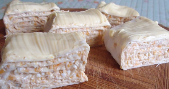 Лаваш с рыбными консервами