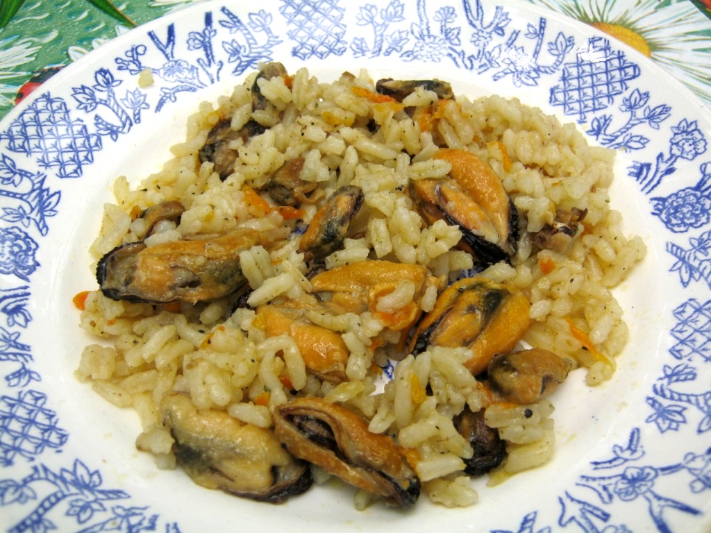 Плов с мидиями