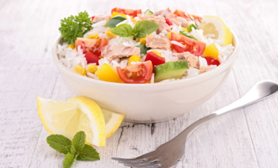 Ризо фреддо с тунцом и овощами Ризо фреддо с тунцом и овощами
