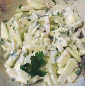 Салат из кольраби с яблоками Салат из кольраби с яблоками