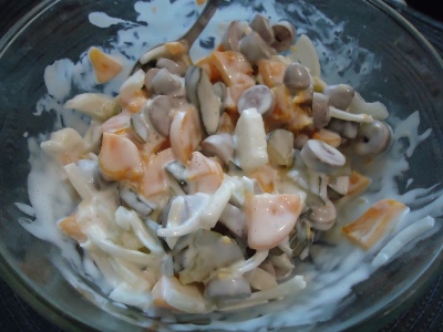 Салат с куриными сердечками