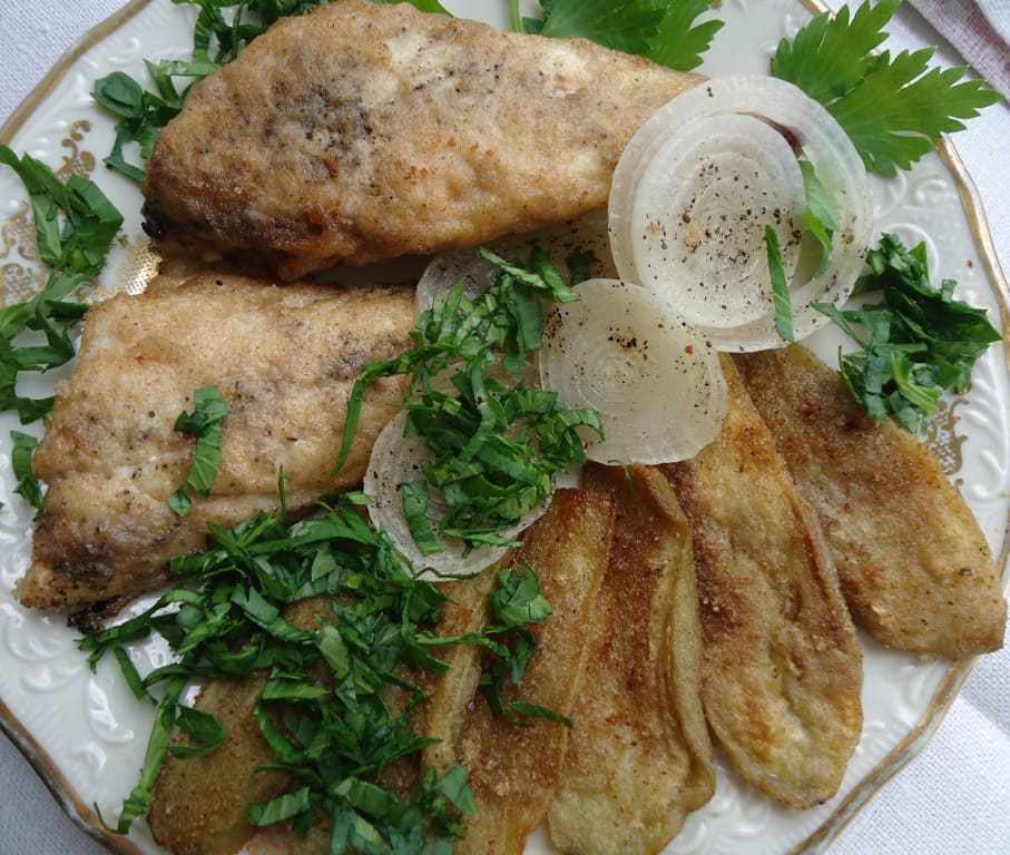 Рыба с баклажанами