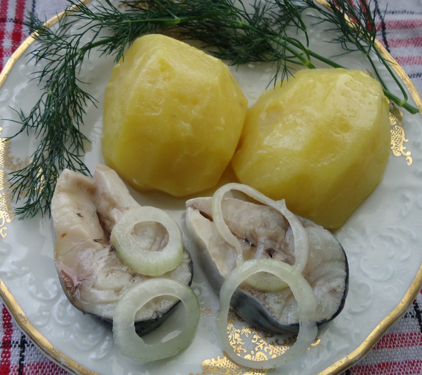 Скумбрия соленая по-домашнему