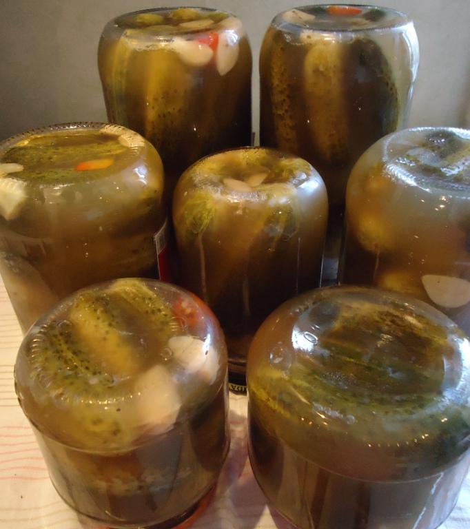 Огурцы соленые