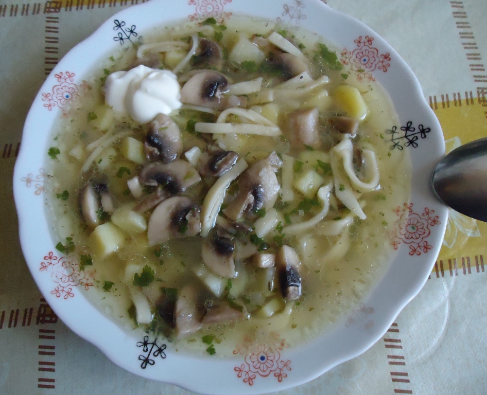 Суп с шампиньонами