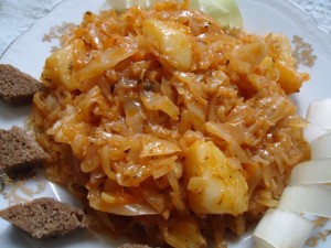 Тушеная капуста
