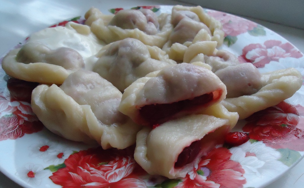 Вареники с вишнями