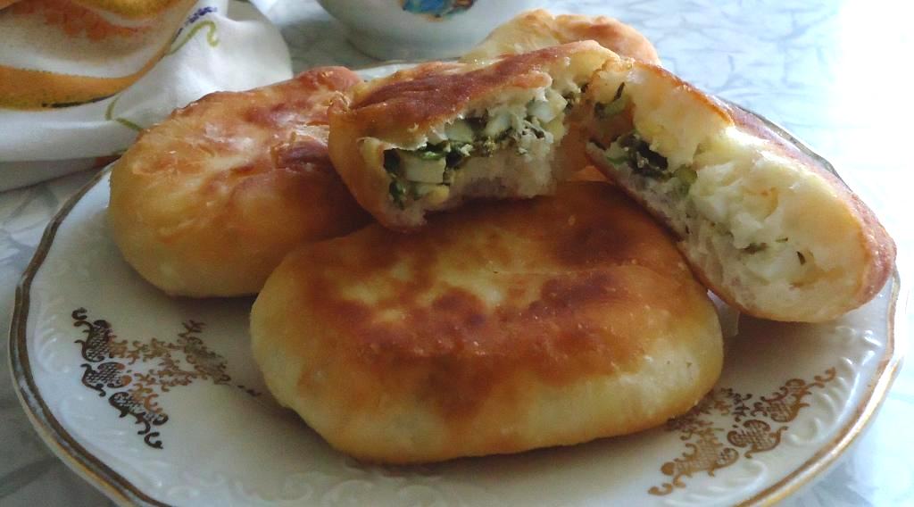 Жареные пирожки из дрожжевого теста